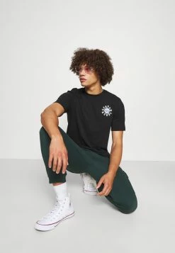 Scotch & Soda GRAPHIC LOGO - T-shirt Imprimé - Black 9 Scotch & Soda GRAPHIC LOGO - T-shirt Imprimé - Black -Scotch & Soda Soldes fe6c2b98a5474ed6b259a64affbaba70